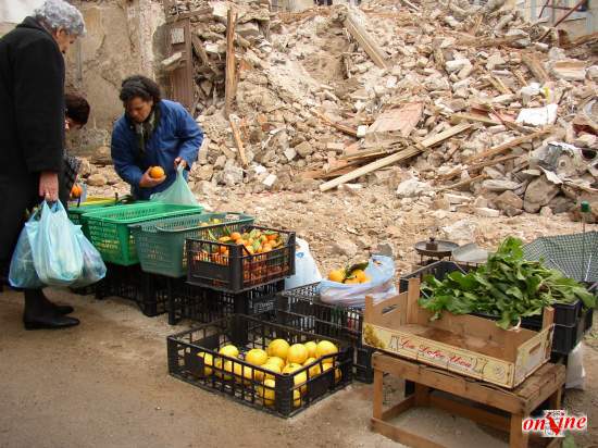 si tratta di demolizione e ricostruzione di un vecchio fabbricato