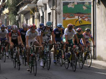 Corsa ciclistica nazionale juniores. Giro della Piana Cittanova-Cittanova 11 settembre 2005.