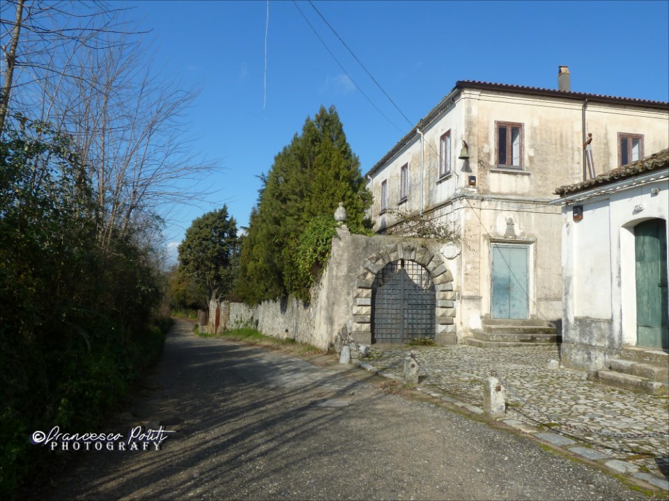 Cittanova, Contrada San'Antonio. Ex Casino dei Rodinò di Miglione