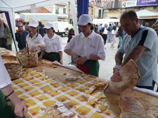 festa provinciale del pane - Cittanova - piazza San Rocco